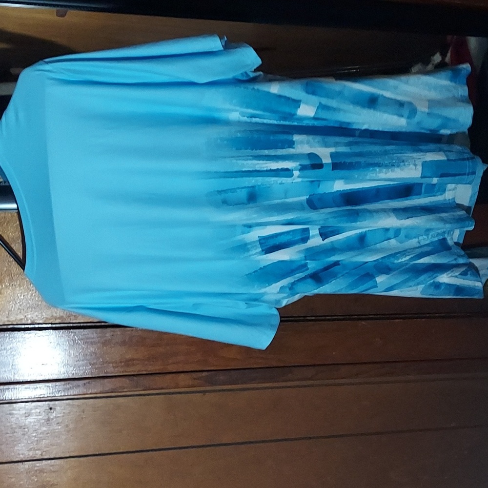 Blue top - Picture 2 of 2